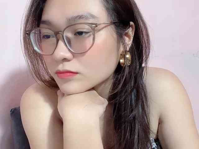 Selena295 Live Webcam on BongaCams