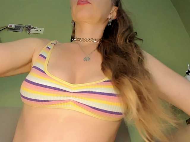 Mspurrfect live cam on BongaCams