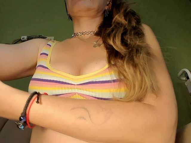 Mspurrfect live cam on BongaCams