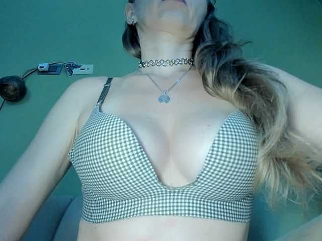 Mspurrfect live cam on BongaCams