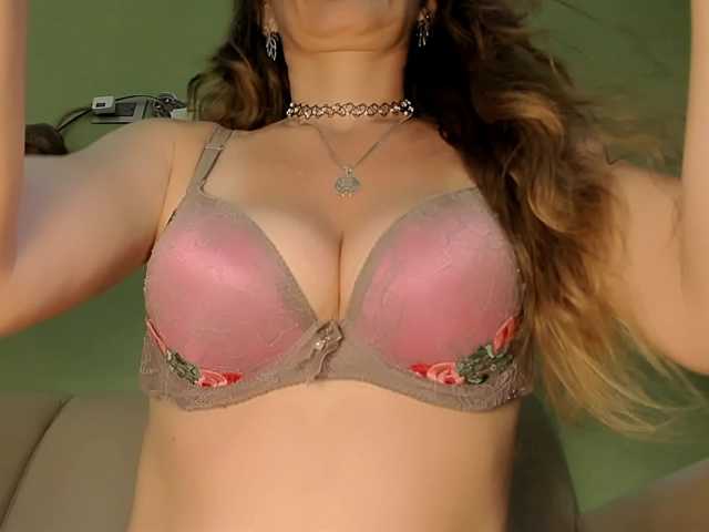 Mspurrfect live cam on BongaCams
