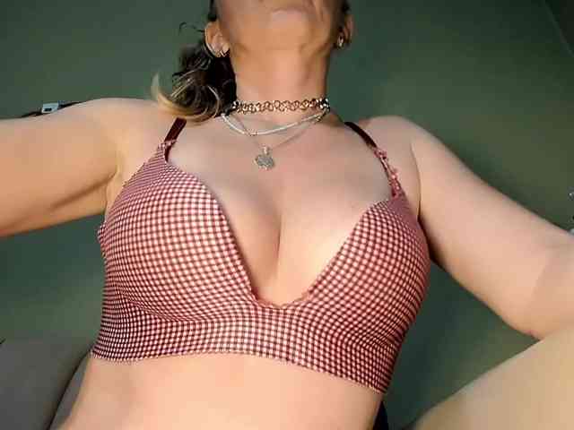 Mspurrfect webcam