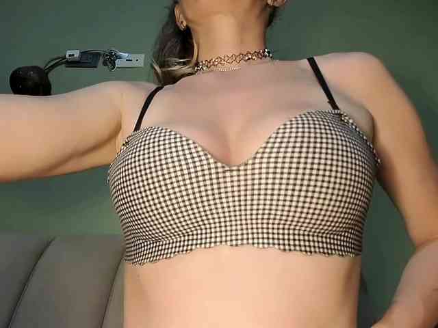 Mspurrfect webcam