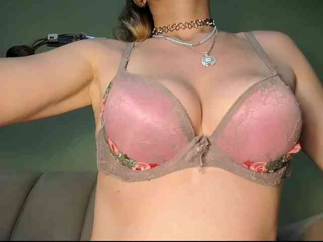 Mspurrfect webcam