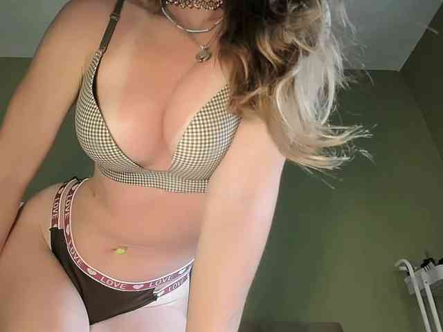 Mspurrfect webcam