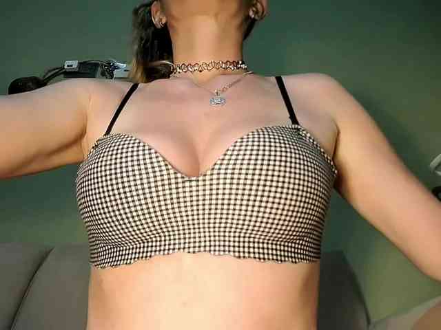 Mspurrfect webcam