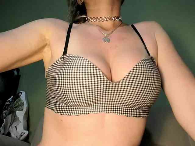 Mspurrfect Live Webcam on BongaCams