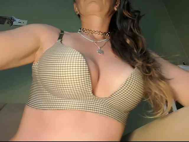Mspurrfect webcam