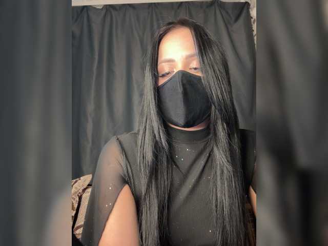 Brown-eyes live cam on BongaCams