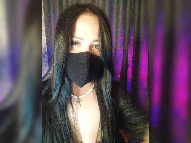 Mrrr_a webcam