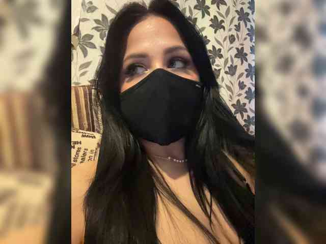 Mrrr_a webcam