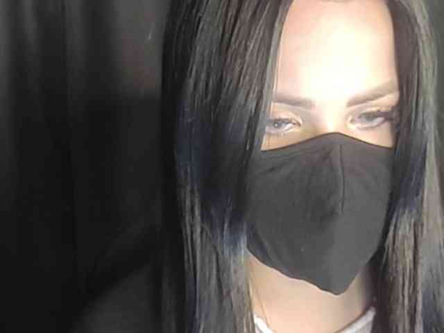 Mrrr_a webcam