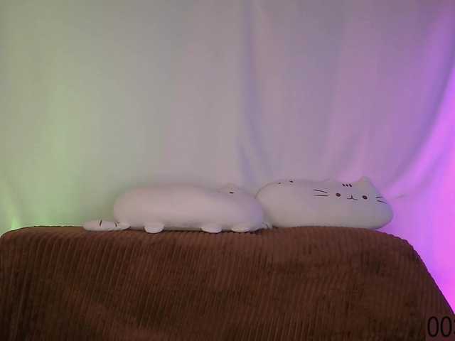 Oktaviya live cam on BongaCams