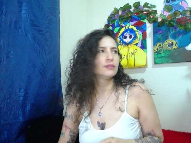 Preview of leyla-hot