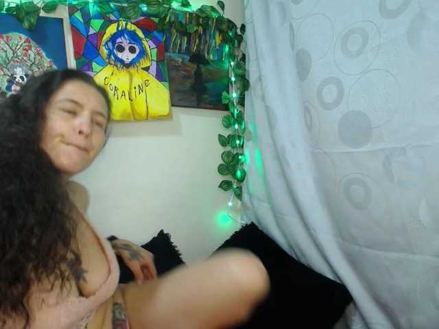 Preview of leyla-hot