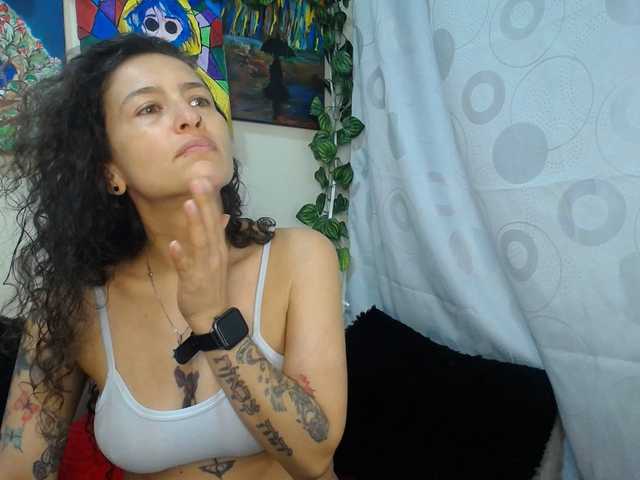 Preview of leyla-hot