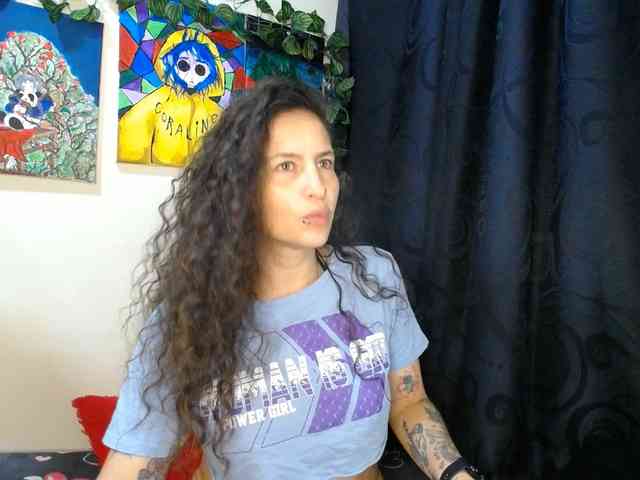 leyla-hot webcam