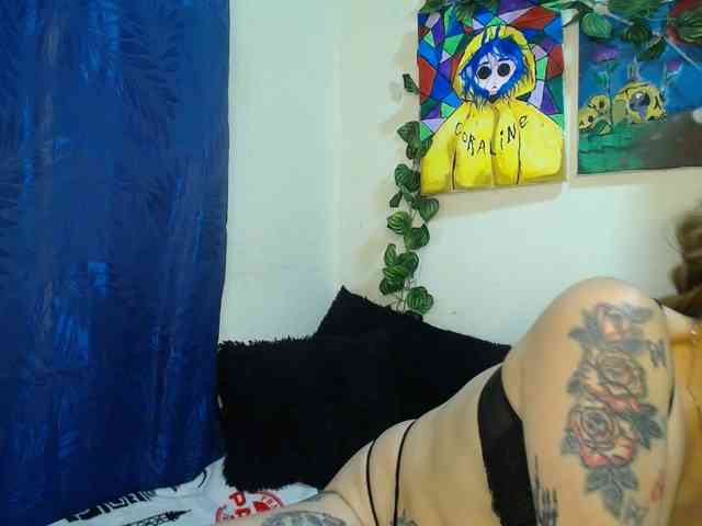 leyla-hot webcam