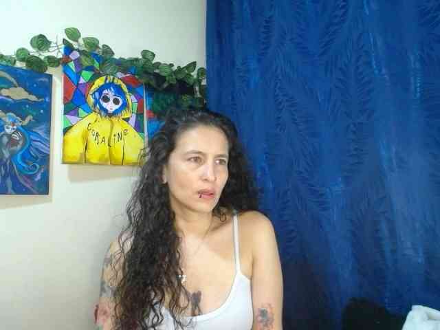 leyla-hot webcam