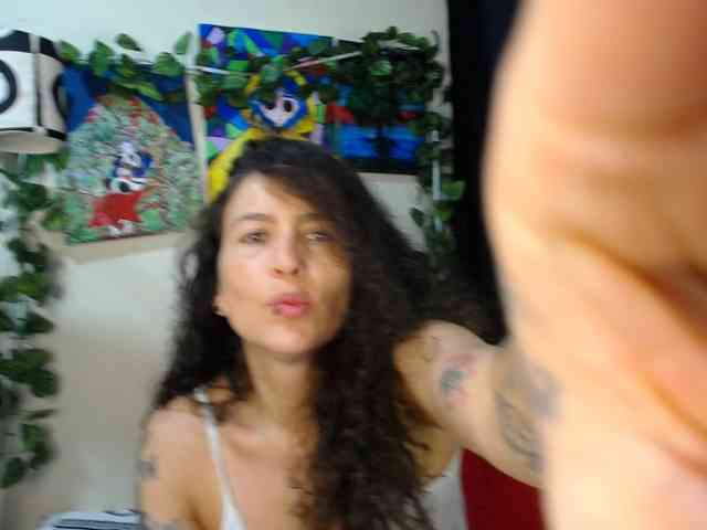 leyla-hot webcam