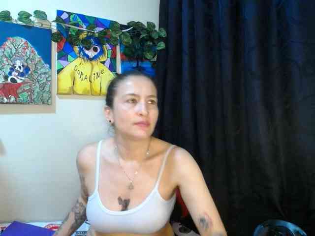 leyla-hot webcam