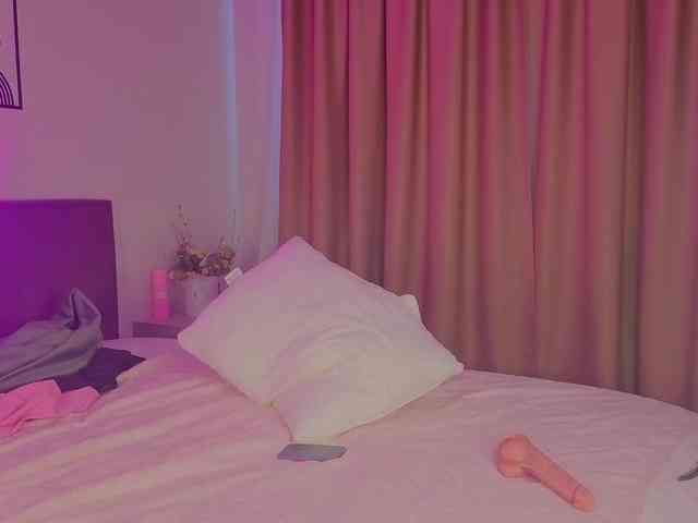 Olivia-Pink