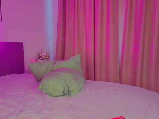 Olivia-Pink