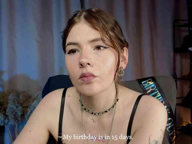 Lady_Darkness webcam