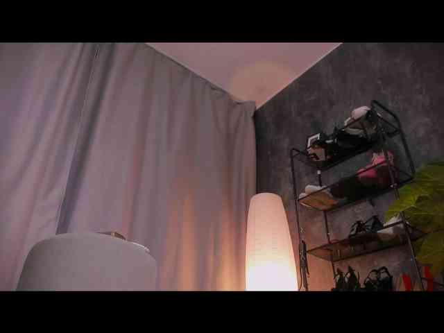 Lady_Darkness webcam