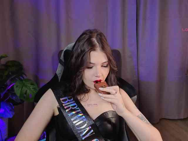 Lady_Darkness webcam