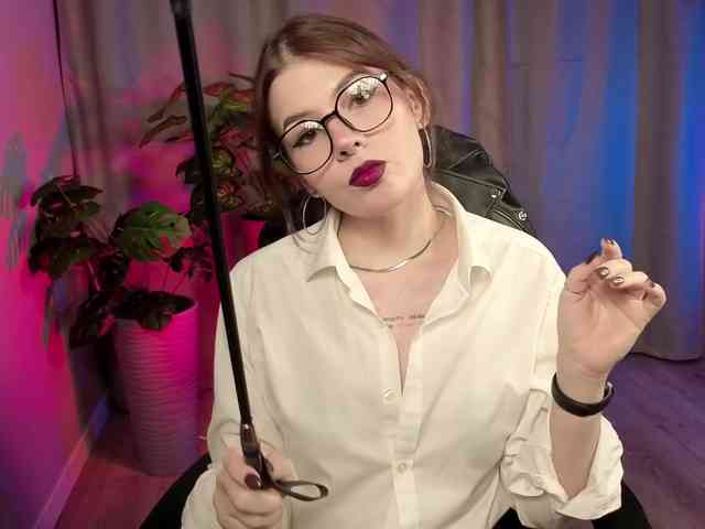 Lady_Darkness webcam