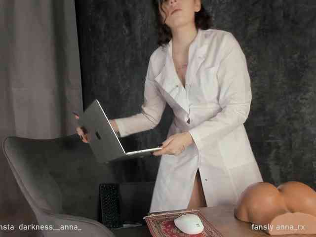 Femdom_Anna webcam