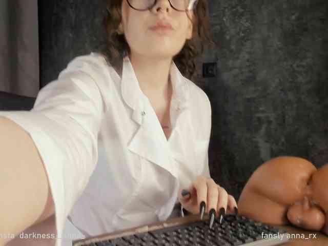Femdom_Anna webcam