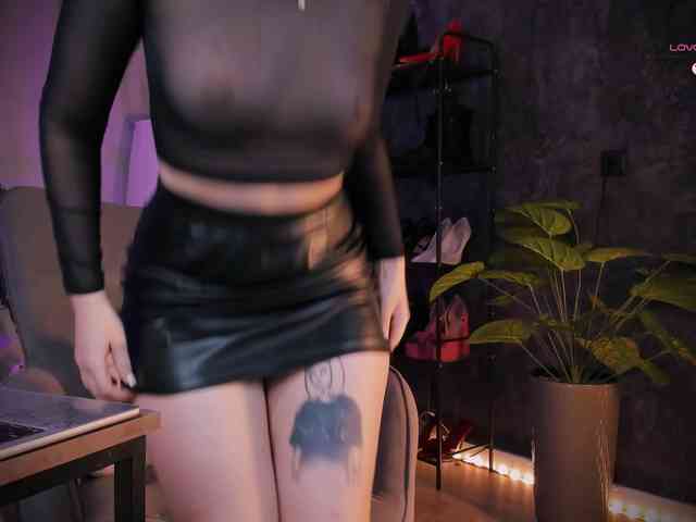 Lady_Darkness webcam