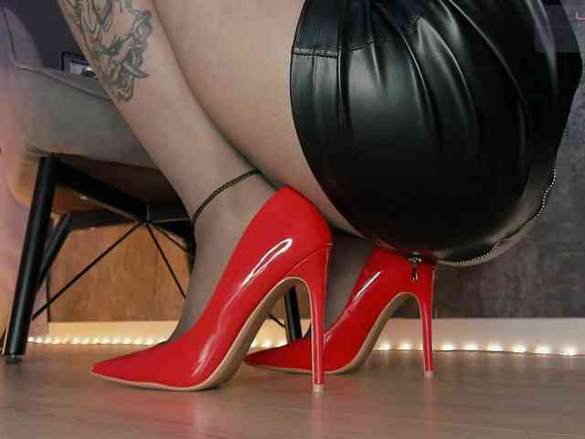 Lady_Darkness webcam