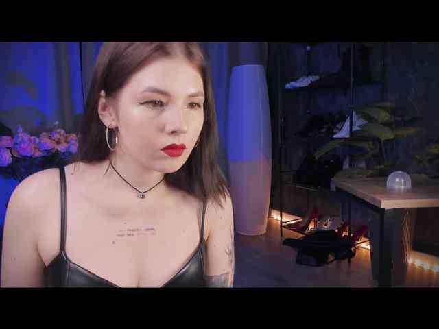 Lady_Darkness webcam