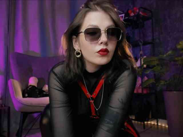 Lady_Darkness webcam