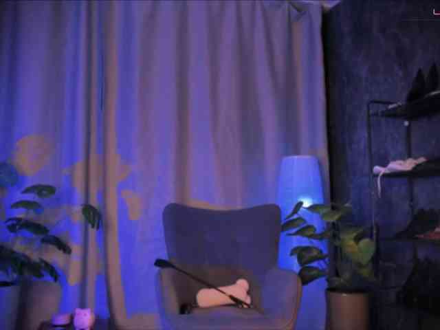 Lady_Darkness webcam