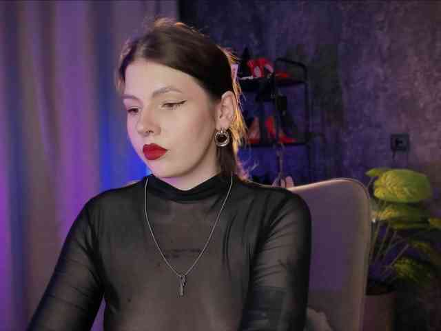 Lady_Darkness webcam