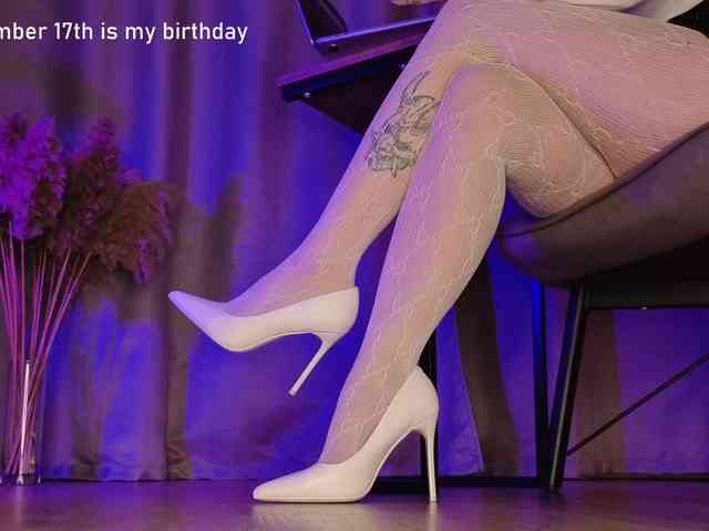 Lady_Darkness webcam
