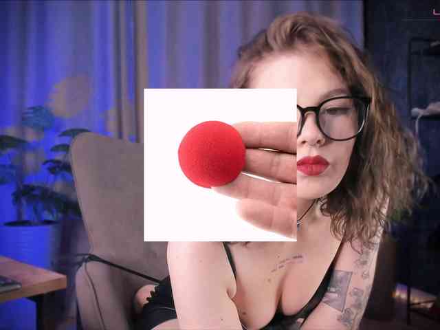 Lady_Darkness webcam