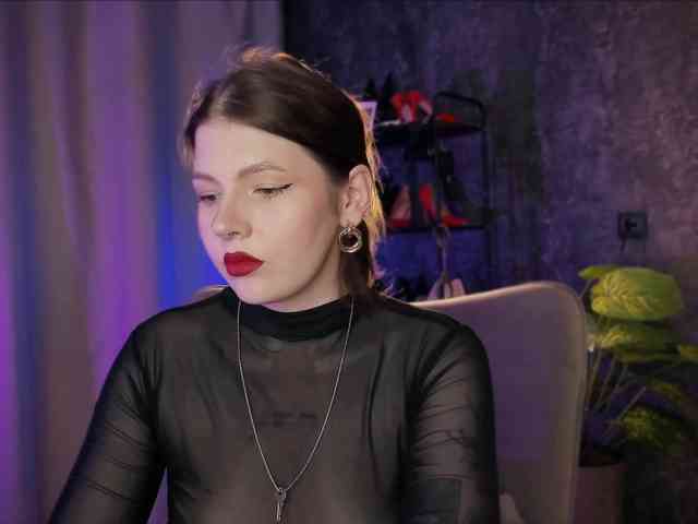 Lady_Darkness webcam