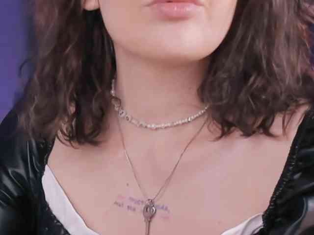 Lady_Darkness webcam