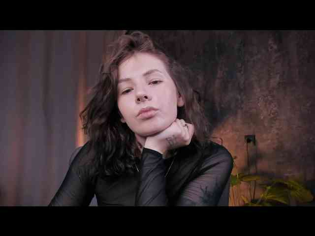 Lady_Darkness webcam
