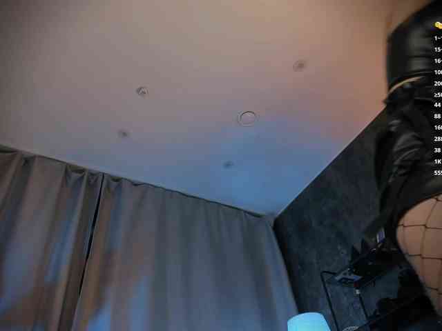Lady_Darkness webcam
