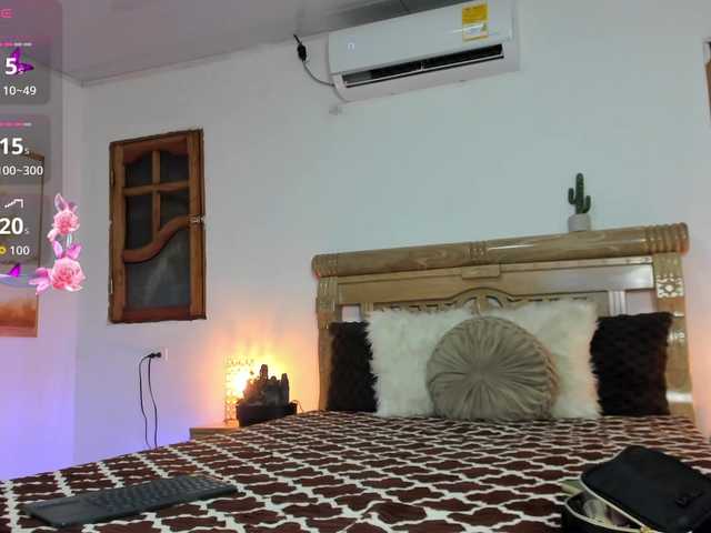oriana-faddila live cam on BongaCams