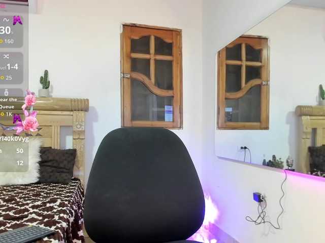 oriana-faddila's BongaCams show and profile