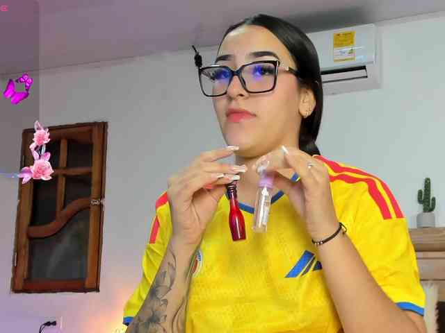 oriana-rodriguez webcam