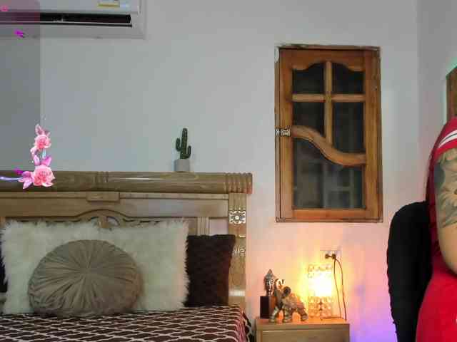oriana-rodriguez webcam