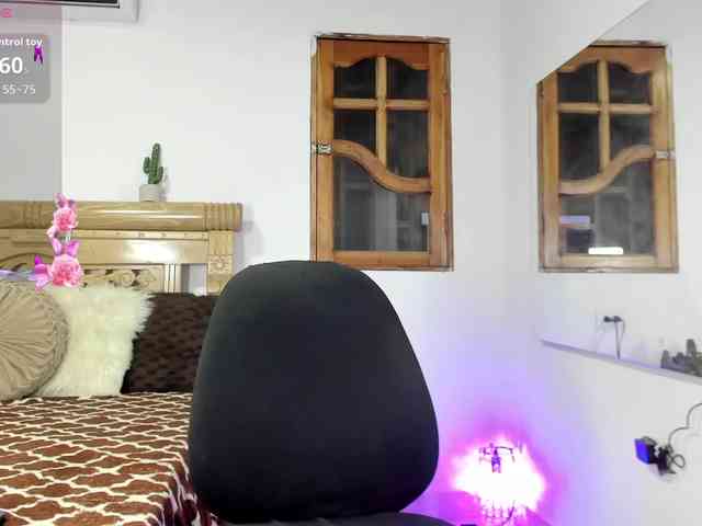 oriana-rodriguez webcam